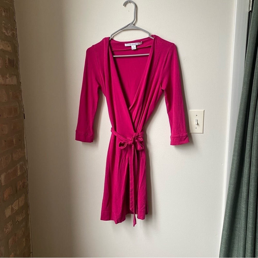 Diane von Furstenberg DVF Julian Two Mini Wrap Dress Lotus Berry size 8 - Picture 2 of 7